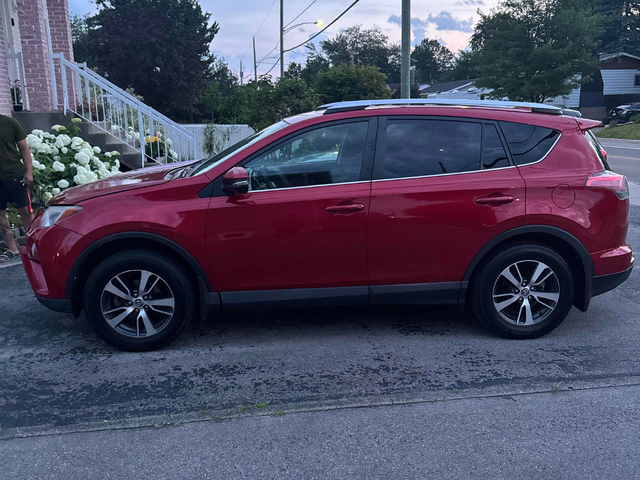 Toyota RAV4 2.5L 4cyl AWD - автомобили, коли, обяви за нови и употребявани 1