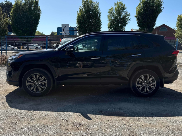 Toyota Rav4 2.5L 4cyl AWD - автомобили, коли, обяви за нови и употребявани 1