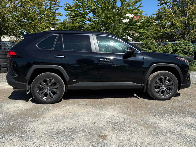 Toyota Rav4 2.5L 4cyl AWD - автомобили, коли, обяви за нови и употребявани 2