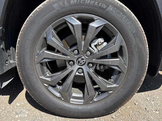 Toyota Rav4 2.5L 4cyl AWD - автомобили, коли, обяви за нови и употребявани 6