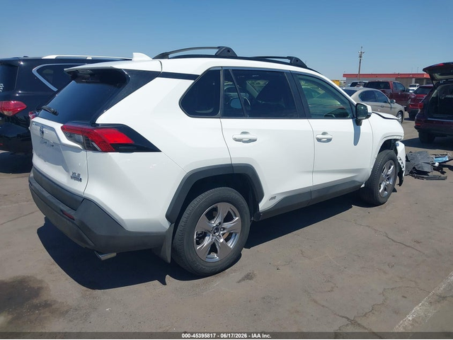 Toyota RAV4 2.5L I-4 DI, DOHC, VVT, 176HP All Wheel Drive - автомобили, коли, обяви за нови и употребявани 3