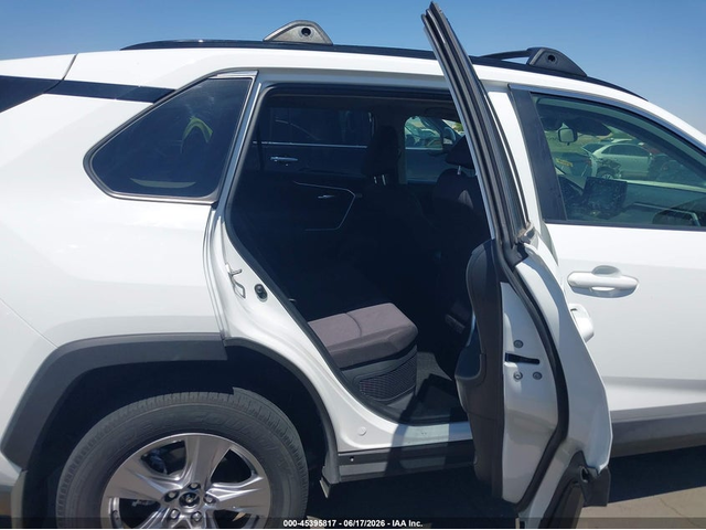 Toyota RAV4 2.5L I-4 DI, DOHC, VVT, 176HP All Wheel Drive - автомобили, коли, обяви за нови и употребявани 7