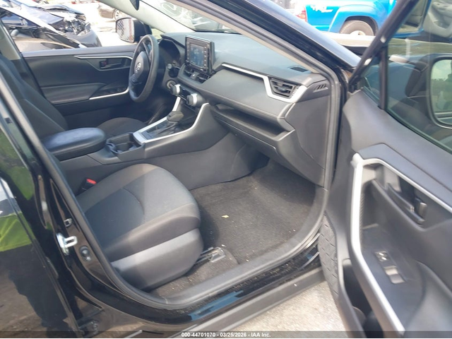 Toyota Rav4 2.5L I-4 DI, DOHC, VVT, 203HP Front Wheel Drive - автомобили, коли, обяви за нови и употребявани 4