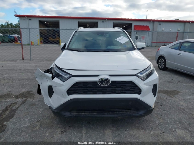 Toyota Rav4 2.5L I-4 DI, DOHC, VVT, 203HP Front Wheel Drive - автомобили, коли, обяви за нови и употребявани 11