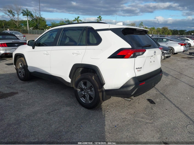 Toyota Rav4 2.5L I-4 DI, DOHC, VVT, 203HP Front Wheel Drive - автомобили, коли, обяви за нови и употребявани 2