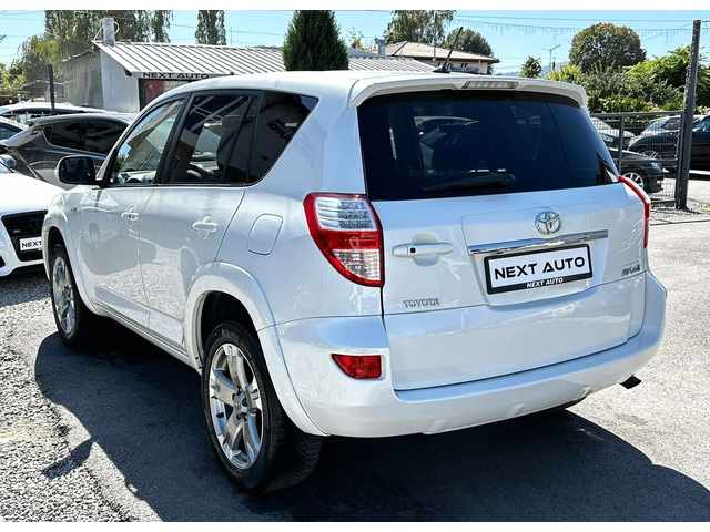 Toyota Rav4 2.2D-CAT 150HP 158, 000KM NAVI CAM EURO5A - автомобили, коли, обяви за нови и употребявани 6