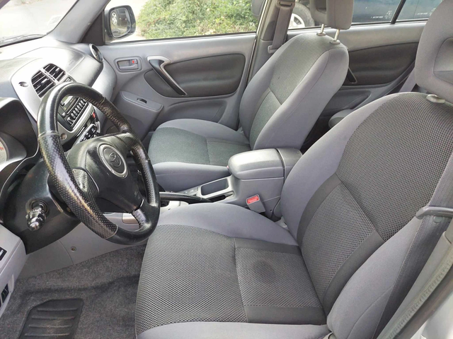 Toyota Rav4 2, 0d 116ps 4x4 - автомобили, коли, обяви за нови и употребявани 7