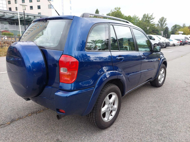 Toyota Rav4 2, 0i UNIKAT 115X.KM - автомобили, коли, обяви за нови и употребявани 4