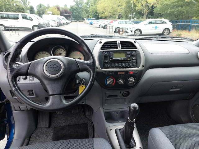 Toyota Rav4 2, 0i UNIKAT 115X.KM - автомобили, коли, обяви за нови и употребявани 5