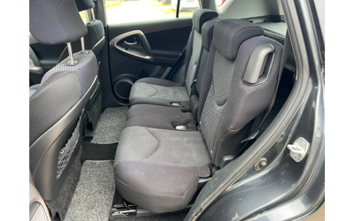 Toyota Rav4 2.2 D-4D 4x4 - автомобили, коли, обяви за нови и употребявани 12