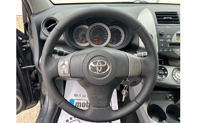 Toyota Rav4 2.2 D-4D 4x4 - автомобили, коли, обяви за нови и употребявани 13