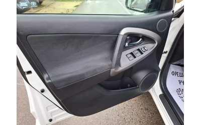 Toyota Rav4 2.2D4D Navi Кожа Подгрев - автомобили, коли, обяви за нови и употребявани 6