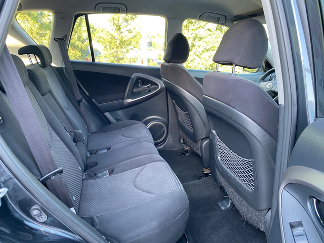 Toyota Rav4 2.2D4d-136кс= 4х4= 6СКОРОСТИ= КЛИМАТРОНИК - автомобили, коли, обяви за нови и употребявани 13