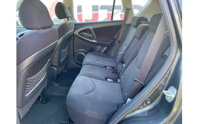 Toyota Rav4 2.2D4d-136кс= 4х4= 6СКОРОСТИ= КЛИМАТРОНИК - автомобили, коли, обяви за нови и употребявани 8