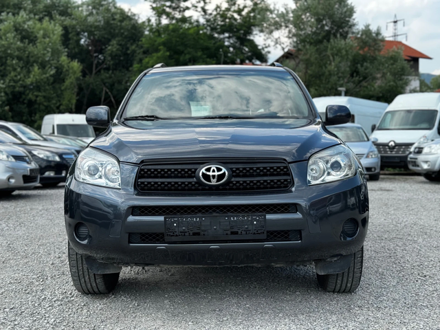 Toyota Rav4 2.2/D4D/4x4/136/6скорости - автомобили, коли, обяви за нови и употребявани 2
