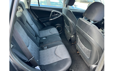 Toyota Rav4 2.2/D4D/4x4/136/6скорости - автомобили, коли, обяви за нови и употребявани 8