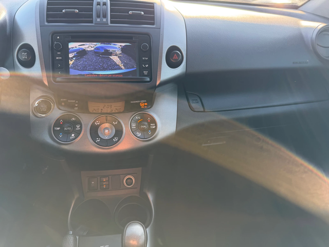 Toyota Rav4 2.2 D4D (КАТО НОВА) - автомобили, коли, обяви за нови и употребявани 15