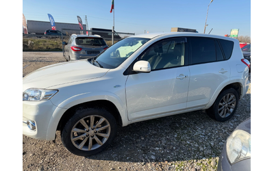Toyota Rav4 2.2 D4D (КАТО НОВА) - автомобили, коли, обяви за нови и употребявани 7