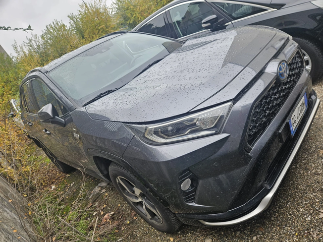 Toyota Rav4 2.5 AWD PLUG IN HYBRID - автомобили, коли, обяви за нови и употребявани 1