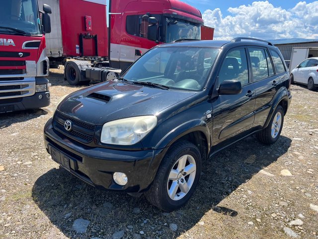 Toyota Rav4 2.0 D4D - автомобили, коли, обяви за нови и употребявани 0