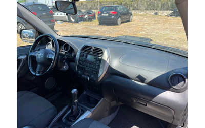 Toyota Rav4 2.0 D4D - автомобили, коли, обяви за нови и употребявани 11