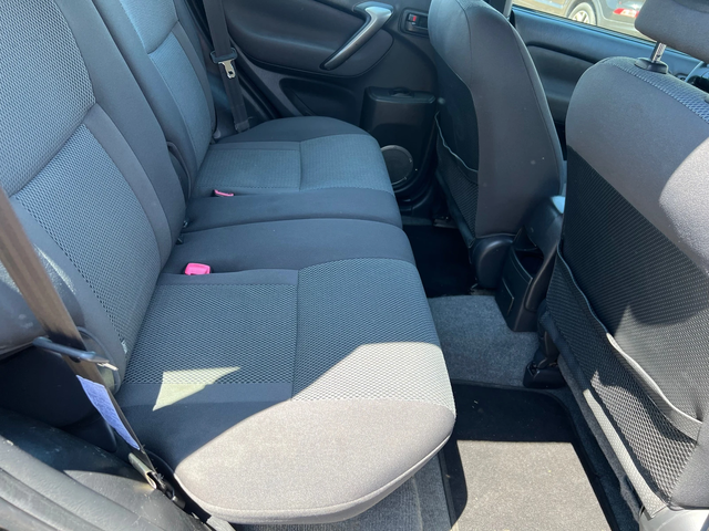 Toyota Rav4 2.0 D4D - автомобили, коли, обяви за нови и употребявани 12