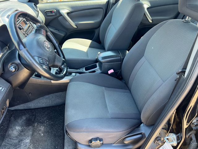 Toyota Rav4 2.0 D4D - автомобили, коли, обяви за нови и употребявани 9