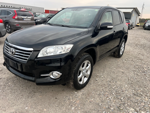 Toyota Rav4 2.2 D4D - автомобили, коли, обяви за нови и употребявани 0