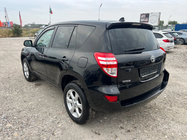 Toyota Rav4 2.2 D4D - автомобили, коли, обяви за нови и употребявани 6