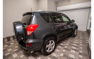 toyota-rav4 - 2
