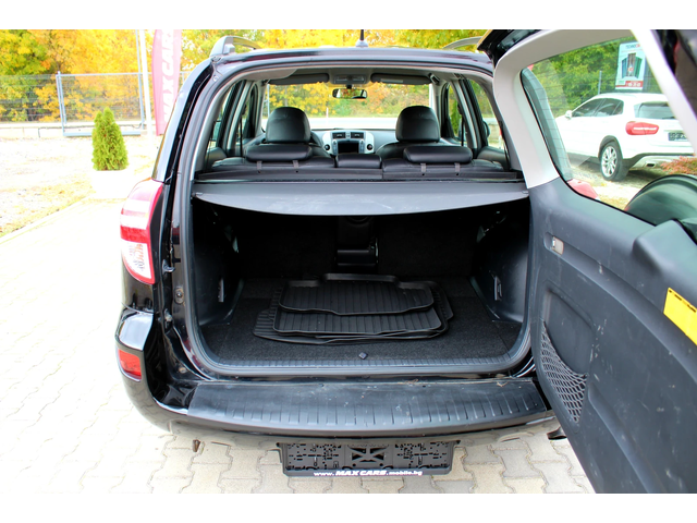 Toyota Rav4 2.2 D-4D НАВИ/КАМЕРА/ЛИЗИНГ - автомобили, коли, обяви за нови и употребявани 8