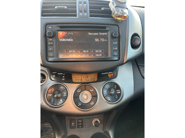 Toyota Rav4 2.2D-4D 4X4 KOJA/NAVI EURO 5 - автомобили, коли, обяви за нови и употребявани 12