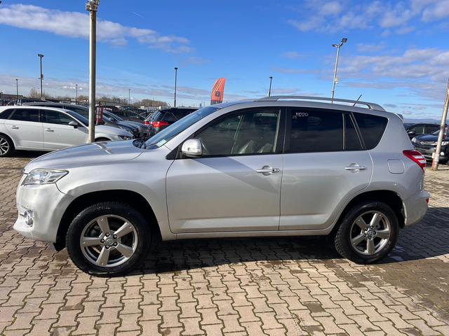 Toyota Rav4 2.2D-4D 4X4 KOJA/NAVI EURO 5 - автомобили, коли, обяви за нови и употребявани 8