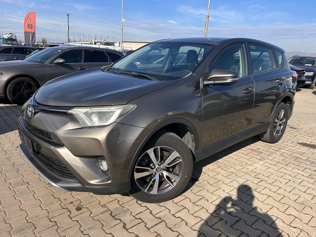 Toyota Rav4 2.0D-4D NAVI/KAMERA EURO 6 - автомобили, коли, обяви за нови и употребявани 0