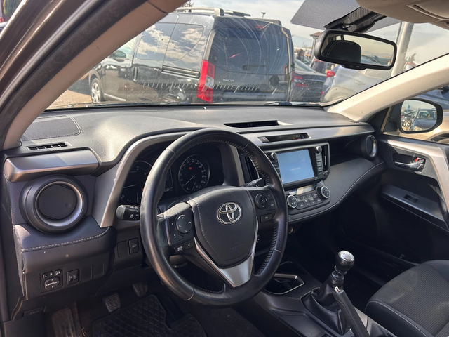 Toyota Rav4 2.0D-4D NAVI/KAMERA EURO 6 - автомобили, коли, обяви за нови и употребявани 10