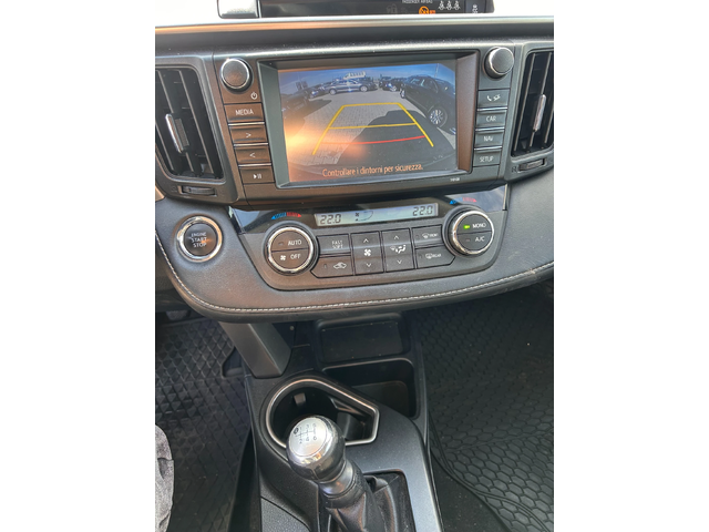 Toyota Rav4 2.0D-4D NAVI/KAMERA EURO 6 - автомобили, коли, обяви за нови и употребявани 12
