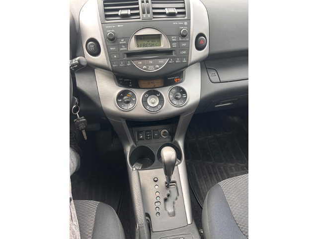 Toyota Rav4 2.0i AVTOMAT 4X4 EURO 4 - автомобили, коли, обяви за нови и употребявани 12