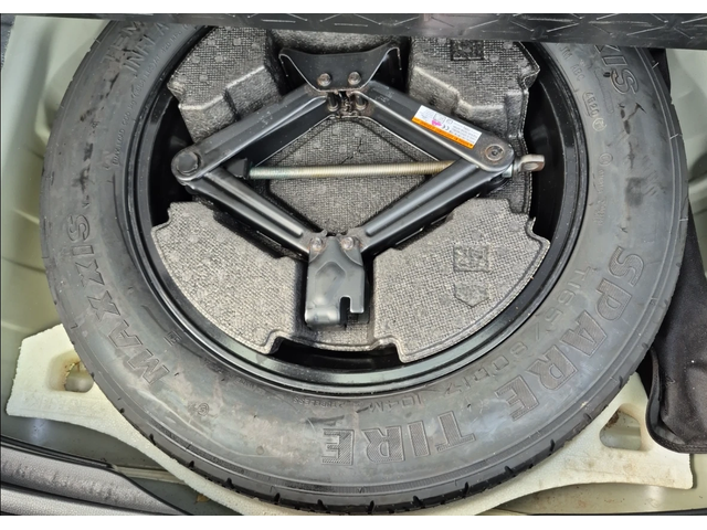 Toyota Rav4 HYBRID XSE - автомобили, коли, обяви за нови и употребявани 10