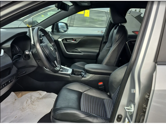 Toyota Rav4 HYBRID XSE - автомобили, коли, обяви за нови и употребявани 4