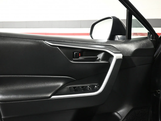 Toyota Rav4 LE AWD - автомобили, коли, обяви за нови и употребявани 12