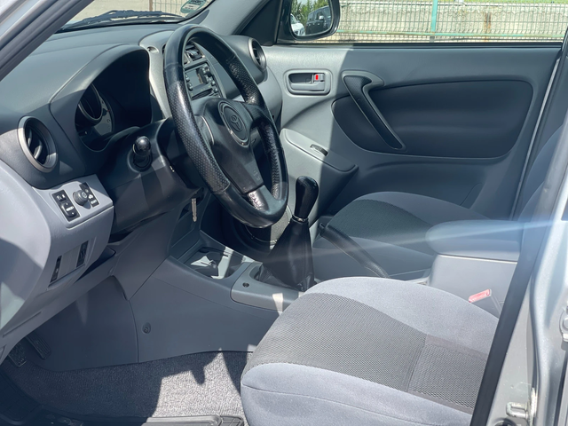 Toyota Rav4 2.0VVT-i 4x4 - автомобили, коли, обяви за нови и употребявани 14