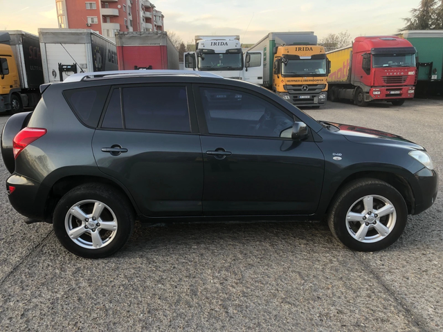 Toyota Rav4 2.2 D4D 2 бр. - автомобили, коли, обяви за нови и употребявани 4