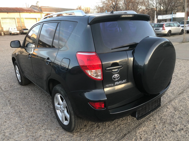 Toyota Rav4 2.2 D4D 2 бр. - автомобили, коли, обяви за нови и употребявани 6