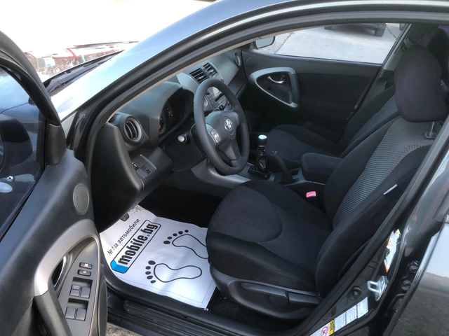 Toyota Rav4 2.2 D4D 2 бр. - автомобили, коли, обяви за нови и употребявани 8