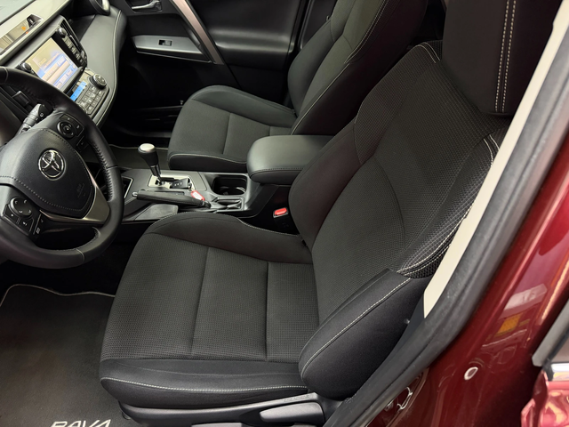 Toyota Rav4 2.5 Hybrid* СЕРВИЗНА КНИЖКА С ПЪЛНА ИСТОРИЯ - автомобили, коли, обяви за нови и употребявани 7