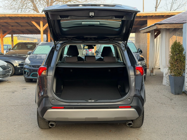 Toyota Rav4 2.5 Hybrid* СЕРВИЗНА КНИЖКА С ПЪЛНА ИСТОРИЯ - автомобили, коли, обяви за нови и употребявани 5