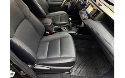 Toyota Rav4 2.0i* 4x4* СЕРВИЗНА КНИЖКА С ПЪЛНА ИСТОРИЯ В ТОЙОТ - автомобили, коли, обяви за нови и употребявани 12