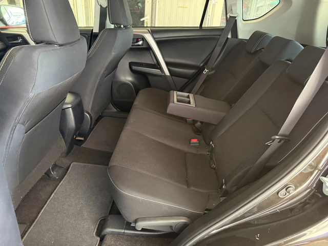 Toyota Rav4 2.0i* 4x4* СЕРВИЗНА КНИЖКА С ПЪЛНА ИСТОРИЯ В ТОЙОТ - автомобили, коли, обяви за нови и употребявани 7