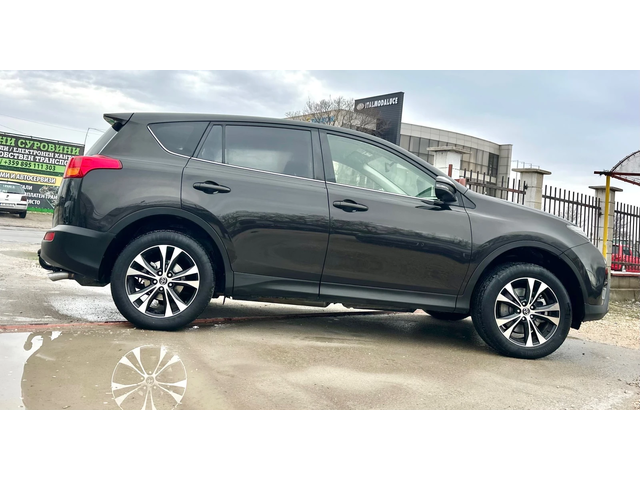 Toyota Rav4 2.0 VVT-I 152HP 4x4 - автомобили, коли, обяви за нови и употребявани 4