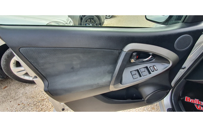 Toyota Rav4 2.2 D4D CROSSOVER EXCLUSIVE - автомобили, коли, обяви за нови и употребявани 10